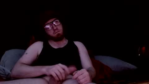 Snapshot of genitalwars chatting on 02.14.26 genitalwars online show from 02.14.26