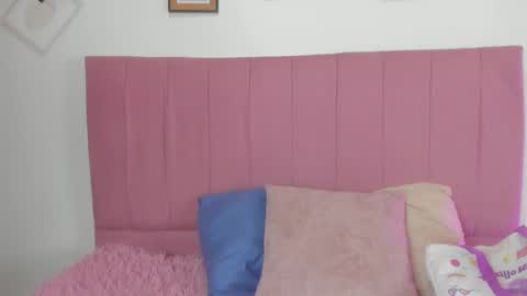 Snapshot of gennesis_love chatting on 09.14.25 Sofia online show from 09.14.25