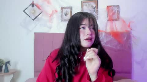 Snapshot of gennesis_love chatting on 10.24.25 Sofia online show from 10.24.25