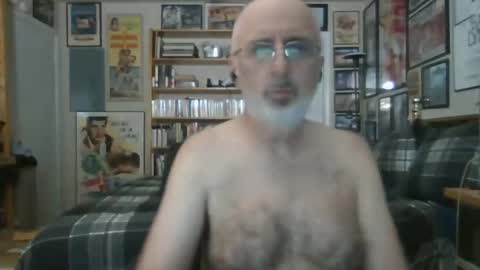 Snapshot of gentcallr chatting on 05.15.26 Steve online show from 05.15.26