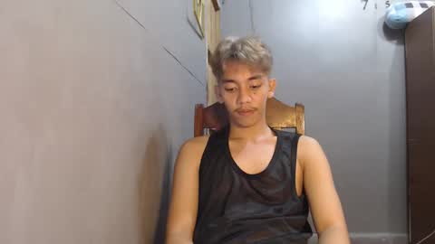 Snapshot of gentlemanlustx chatting on 06.04.26 Rayl online show from 06.04.26