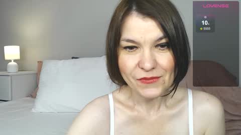 Elena online show from 10.04.25