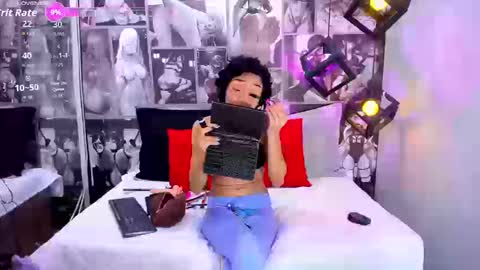 MRS SALCHICHA AND BREAD online show from 09.11.25