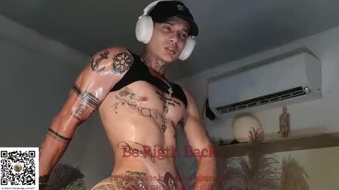 independent model online show from 02.26.25