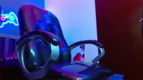 GEORGE online show from 01.08.25