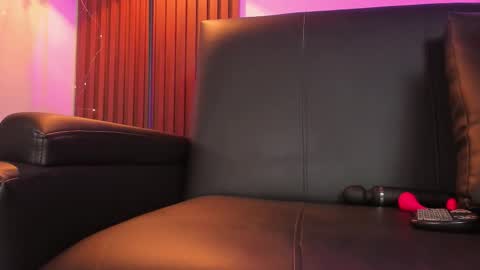 Snapshot of georgina_caruso chatting on 02.20.26 Georgina Caruso online show from 02.20.26