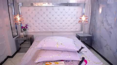 Georgina online show from 02.12.25