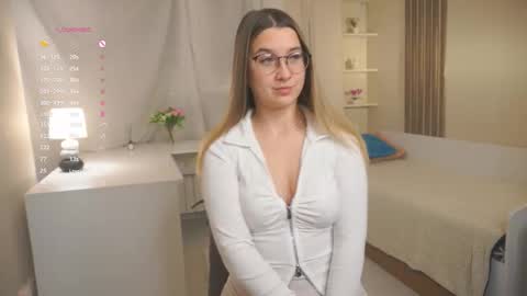 My name is Kelly online show from 12.03.25