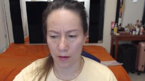 Snapshot of geral_bhri chatting on 10.05.25 geral bhri online show from 10.05.25