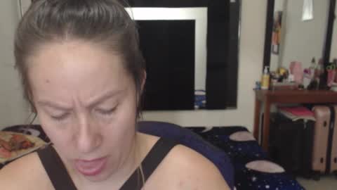 Snapshot of geral_bhri chatting on 10.15.25 geral bhri online show from 10.15.25