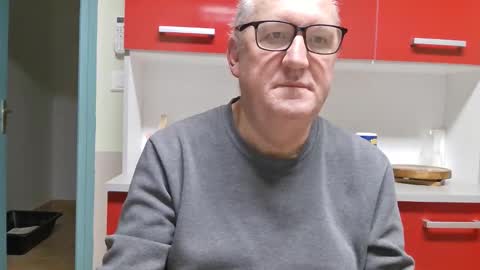 Snapshot of gerardlp131313 chatting on 11.01.25 gerardlp131313 online show from 11.01.25