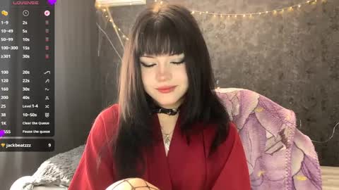 Snapshot of germainebourlier chatting on 05.28.26 EmelyWoodes online show from 05.28.26