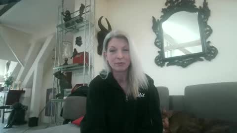 Snapshot of germansweety1 chatting on 04.04.26 germansweety online show from 04.04.26