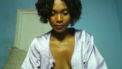 gggloria online show from 12.16.25