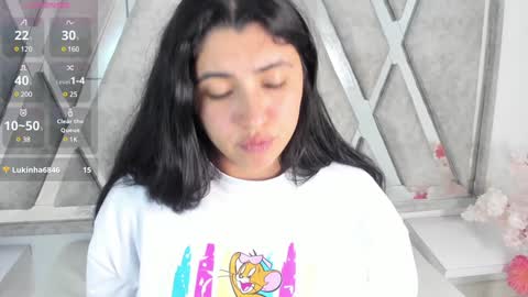 Danna Astrom online show from 01.22.25