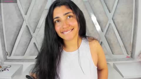 Danna Astrom online show from 02.14.25