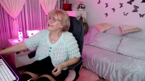 Ghertrudequeen online show from 11.14.25