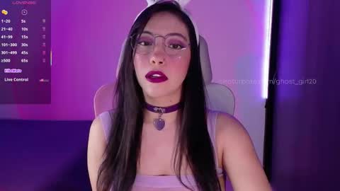 Im Jenn Next stream Monday - start -5 GMT online show from 10.29.25