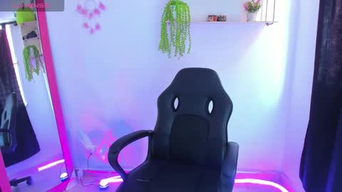 giaaaa   online show from 01.16.26