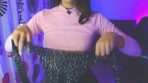 Snapshot of gia_flame_ chatting on 09.20.25 gia_flame_ online show from 09.20.25