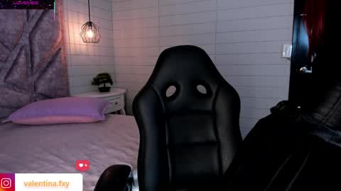 Snapshot of gia_foxy chatting on 05.27.26 Gia online show from 05.27.26