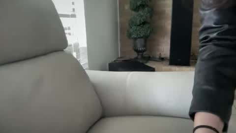 The Queen of Squirt online show from 12.26.24