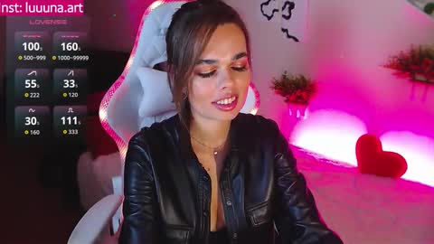 Snapshot of gia_vibey chatting on 10.02.25 gia_vibey online show from 10.02.25