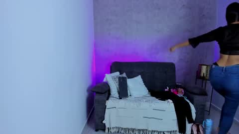 Gia online show from 09.11.25