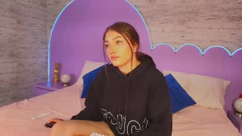 Gia online show from 03.12.26