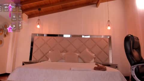 Gia Ferrera online show from 12.05.25