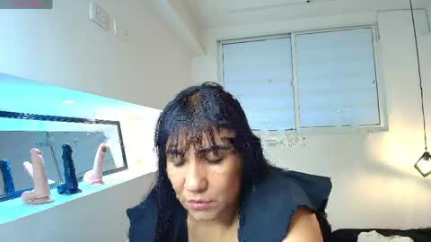Snapshot of giafox_ chatting on 05.12.26 G I A FOX online show from 05.12.26