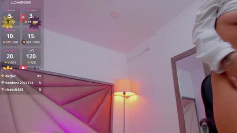 Gia  online show from 02.08.25