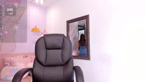 Gia  online show from 03.07.25