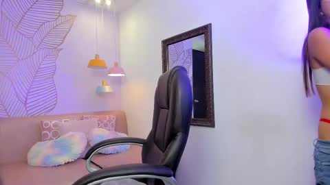 Gia  online show from 03.09.25