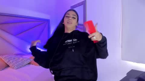 Gia  online show from 11.02.25