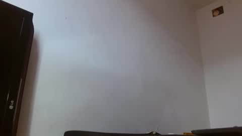 Snapshot of giant_feet chatting on 07.12.26 BOSS online show from 07.12.26