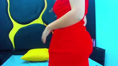 Snapshot of giaroussel chatting on 03.07.25 GiaRoussel online show from 03.07.25