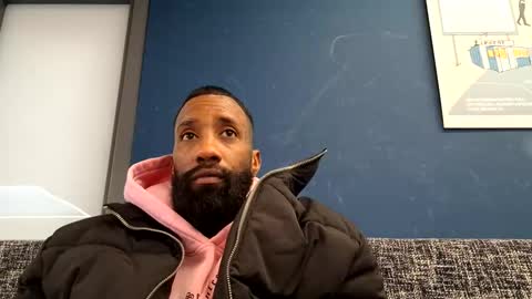 Snapshot of gide8n chatting on 01.15.26 Gideon online show from 01.15.26