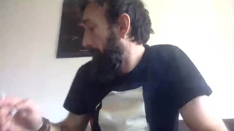 Snapshot of giggy81 chatting on 10.19.25 iggy online show from 10.19.25