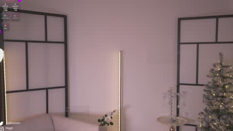 Snapshot of gigi_ulala chatting on 12.13.24 80 off in my OF gigipriv online show from 12.13.24