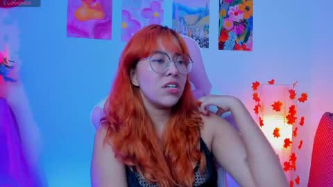 gigimooon online show from 04.30.26