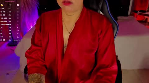 Snapshot of giiny_ chatting on 02.09.25 pamela online show from 02.09.25