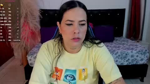 Snapshot of giiny_ chatting on 02.25.25 pamela online show from 02.25.25