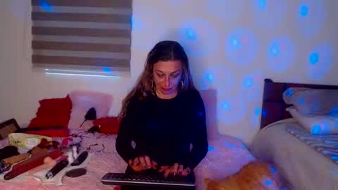 Snapshot of gikitrans chatting on 03.30.26 gikitrans online show from 03.30.26