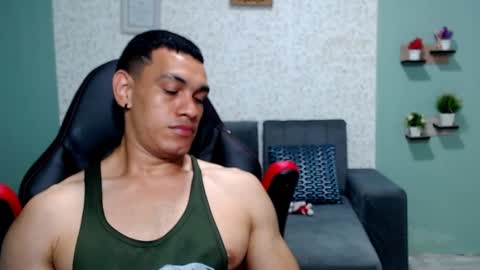 Snapshot of gilbert_marquez chatting on 01.06.25 GILBERT online show from 01.06.25