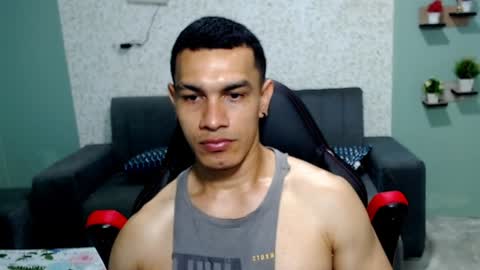 Snapshot of gilbert_marquez chatting on 01.07.25 GILBERT online show from 01.07.25