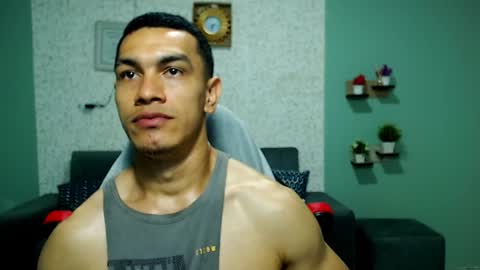 Snapshot of gilbert_marquez chatting on 01.08.25 GILBERT online show from 01.08.25