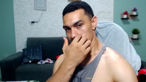 Snapshot of gilbert_marquez chatting on 01.08.25 GILBERT online show from 01.08.25