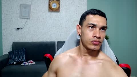 Snapshot of gilbert_marquez chatting on 01.09.25 GILBERT online show from 01.09.25