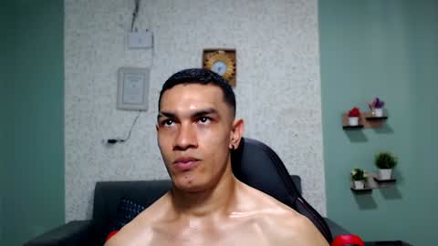 Snapshot of gilbert_marquez chatting on 01.11.25 GILBERT online show from 01.11.25